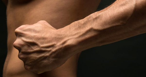 Фистинг и фингеринг – чем отличаются эти сексуальные практики